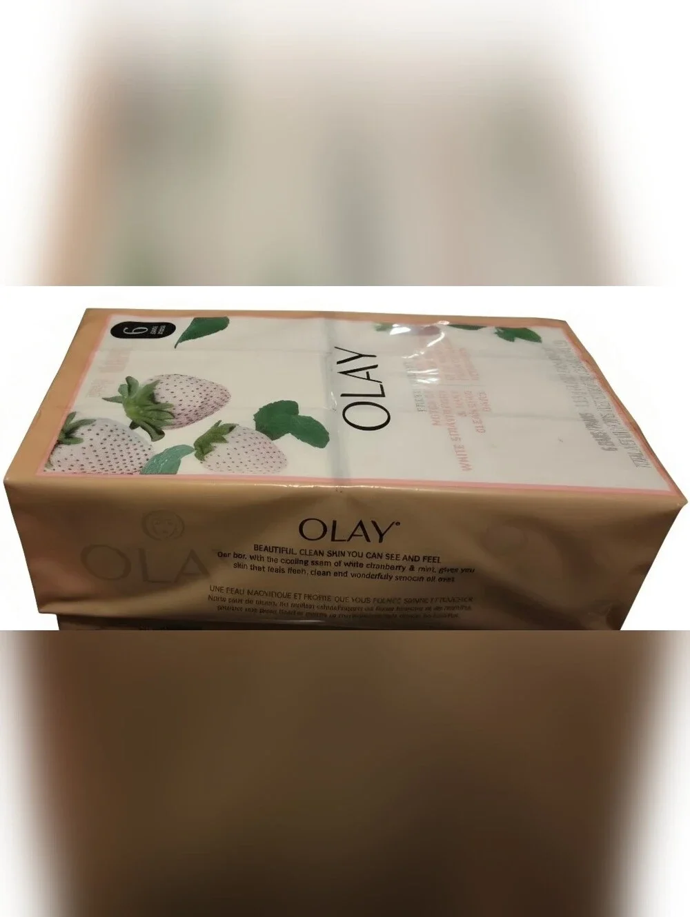 Olay Fresh Outlast Cleansing Bars in the White Strawberry & Mint NEW 6 Pack Bars